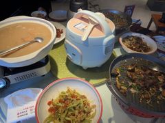 -湘西小馆(滨河路店)