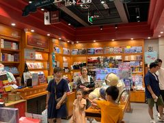 -西西弗书店(城西银泰城店)