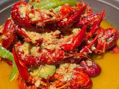 -沪小胖小龙虾(淮海中路旗舰店)