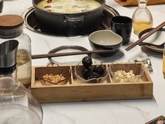 -汤宴参须肚包鸡(蒙阴店)