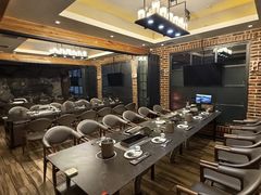 -河坝烧烤串城(金达莱店)