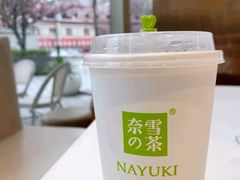 -奈雪的茶(东原悦荟店)