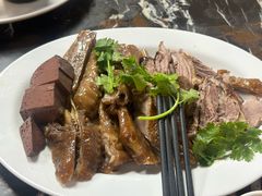 -乌文新澄海卤鹅店
