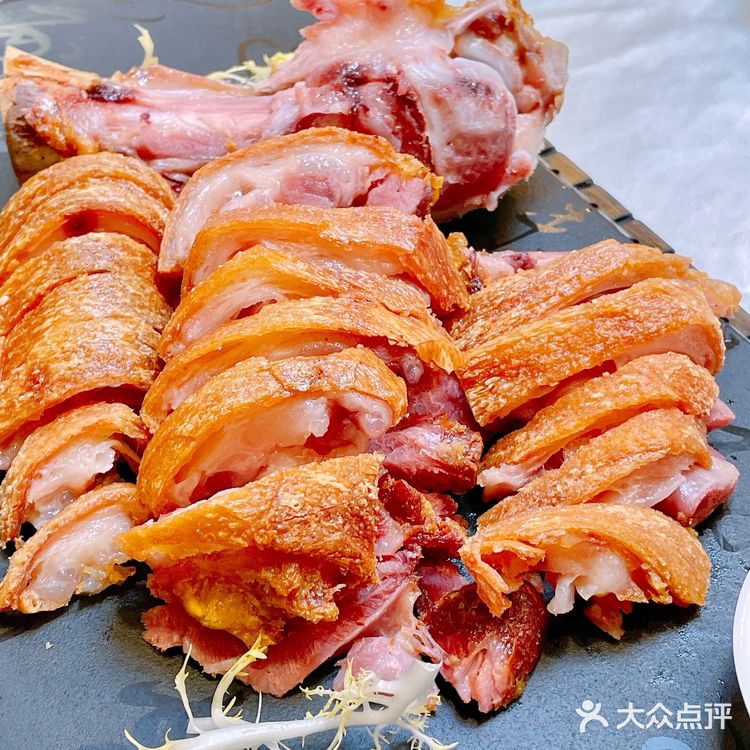 【获奖无数】清心鸡的白切鸡和红烧乳鸽究竟有几好味?