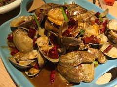 辣炒蚬子-街角等你.大连海鲜烧烤(西安路店)