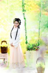 -九月鹰飞汉服摄影工作室