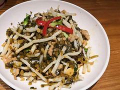 -魏铭鱼头捞饭(晋阳路店)