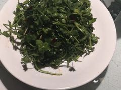 -八府香鸭·啫啫煲(华山路店)