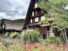-白川乡与五箇山的合掌构造村落