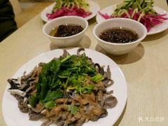 -黑八私房老北京炸酱面