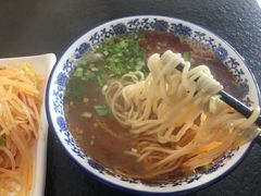 -撒拉人家.酸菜牦牛肉火锅