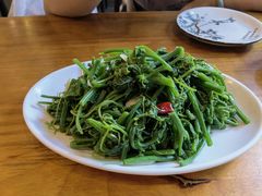 -小厨子私房菜·云南美食店