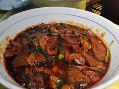 -董厨煨汤馆(车站路店)