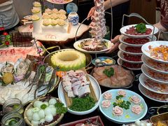 -得意咚瓜·顺德鱼生·冬瓜火锅(深圳首店)