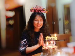 -半勺舒舒生日蛋糕店