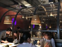 大堂-哥老官重庆美蛙鱼头(西湖银泰十一哥店)