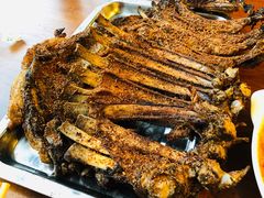 -百里峡七彩艺术小镇