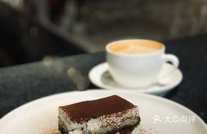 Tiramisu with Cappuccino