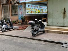 -巫记鸡饭店