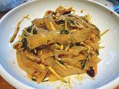 -95号酱骨·一块豆腐(展春园西路店)