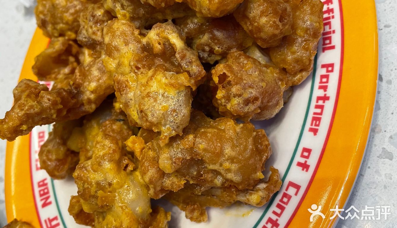 东发道茶冰厅杭州首店开业“魔都排队王”宇宙级网红