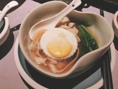长寿面-梧桐北京烤鸭·铜锅涮肉(海岸城店)
