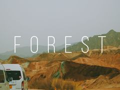 -张掖七彩丹霞旅游景区东门停车场