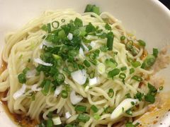 -黎氏老太婆小面馆(临华大厦店)