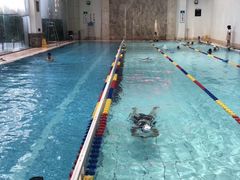 -七彩阳光游泳俱乐部(江北远洲店)