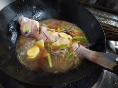 -渔中舟海鲜大排档(普陀沈家门店)