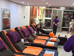 -老苗医养生堂(（1店）解放东路店)