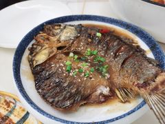 香酥鲫鱼-辣么好吃私厨(新城店)