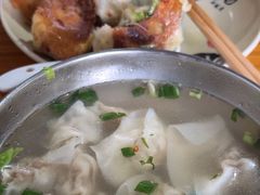-依云煎包店