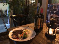 -SISTERS BAR RESTAURANT川意酒馆(嘉善老市H楼店)
