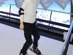 -Hopo Snow 城市滑雪空间(来福士广场购物中心店)