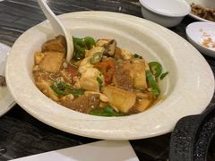 冬菇火腩焖山水豆腐-美极鲜食坊(宝安南路店)