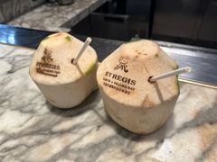 -三亚亚龙湾瑞吉酒店·宴悦Driftwood·游水海鲜·牛排·草坪·私人定制