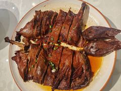 -荆楚渔艺堂·鱼头泡饭(江堤中路店)