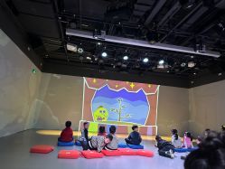 -小鸡哆哆故事屋·儿童乐园(嘉里城店)