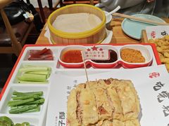 -肘子酥·天津菜·特色捞面(德云社店)
