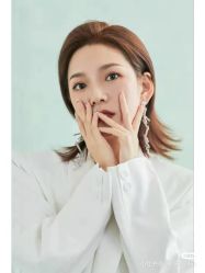 点击看大图 -定格摄影·轻奢定制写真馆