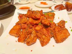 乳猪二食-御宝轩(益丰·外滩源店)