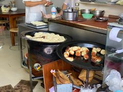 -黄阿姨锅贴大王(万航渡路店)