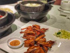 脆皮乳鸽-品粹徽园·家常安徽菜
