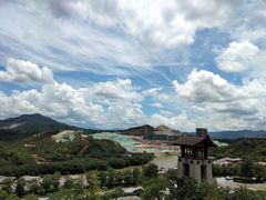 -清远熹乐谷温泉度假酒店