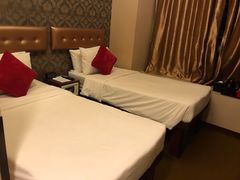 -香港华美达海景酒店