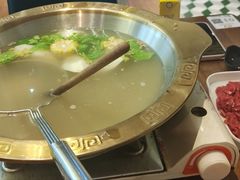 -天成·潮州牛肉脆肉鱼生蚝自助火锅