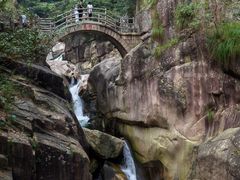 -鄣山大峡谷