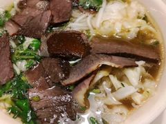 -花溪王记牛肉粉(四季花溪商场店)