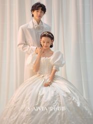 -雪中彩影婚纱摄影·微光艺术中心